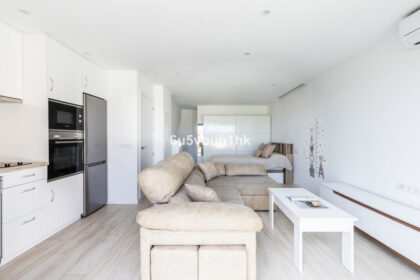 ca191d3c868032a0e8f6a416ee9ee335 - 19