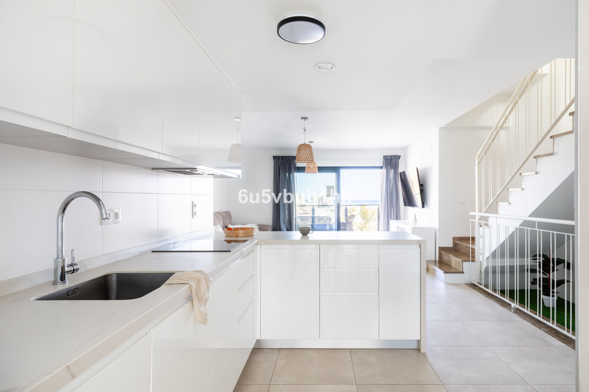 ca191d3c868032a0e8f6a416ee9ee335 - 5