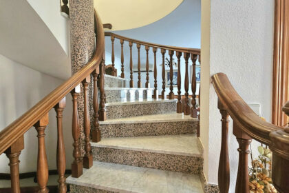 ca349fb701a01b0b4d4eb36b8d08b7cf - 52