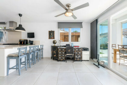 ca5b290d91c79a67c590d78195eb1315 - 13