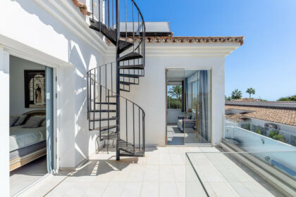 ca5b290d91c79a67c590d78195eb1315 - 28