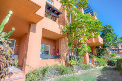 ca96dc19bbd6a327b0884a604df67313 - 10