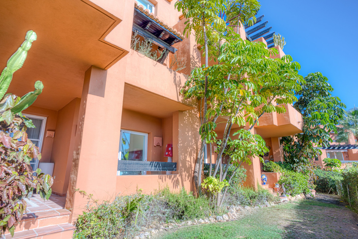 ca96dc19bbd6a327b0884a604df67313 - 10