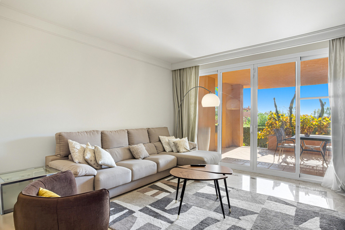 ca96dc19bbd6a327b0884a604df67313 - 11