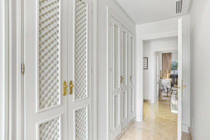 ca96dc19bbd6a327b0884a604df67313 - 15