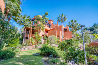 ca96dc19bbd6a327b0884a604df67313 - 16