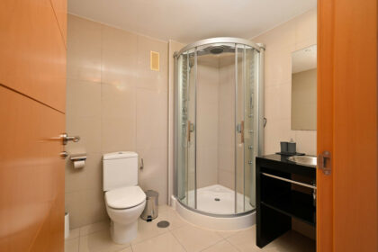 caee12eee226dbf4c7dd209baff67466 - 24