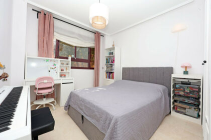 cb286a5f06fe850e8549aeef67cbeb9c - 12