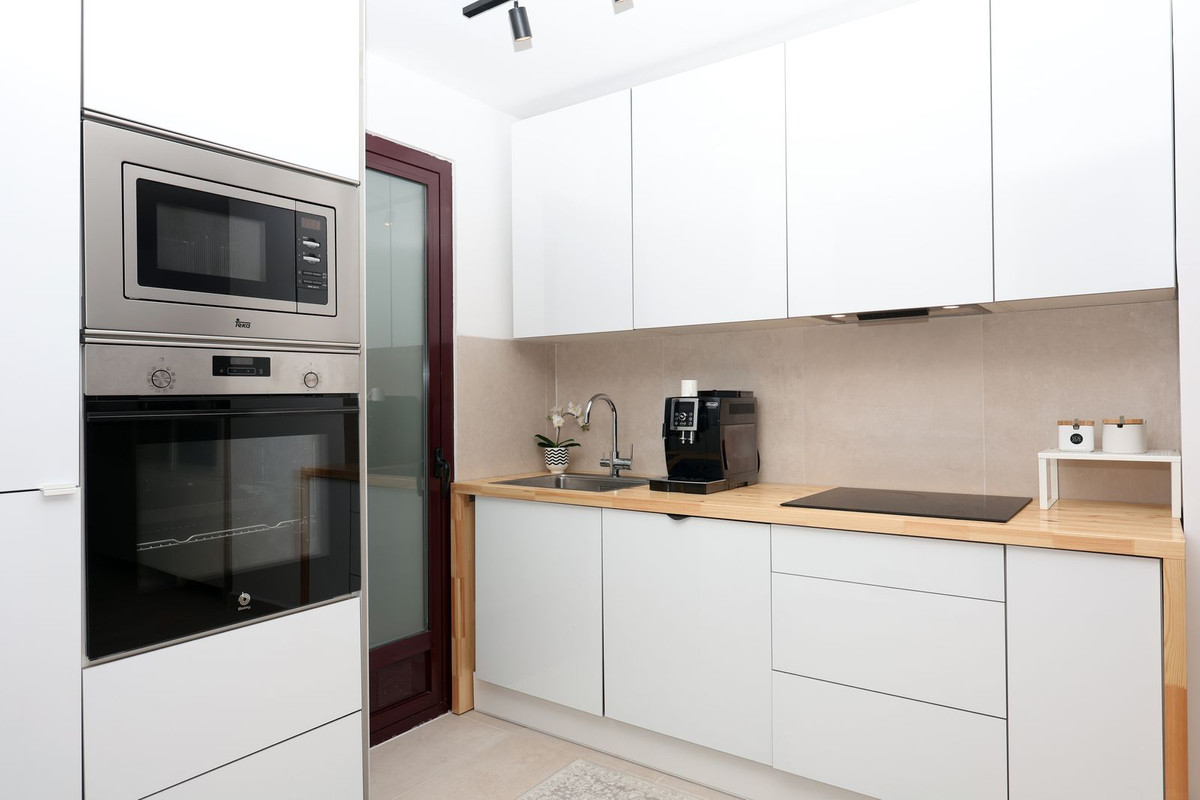 cb286a5f06fe850e8549aeef67cbeb9c - 20