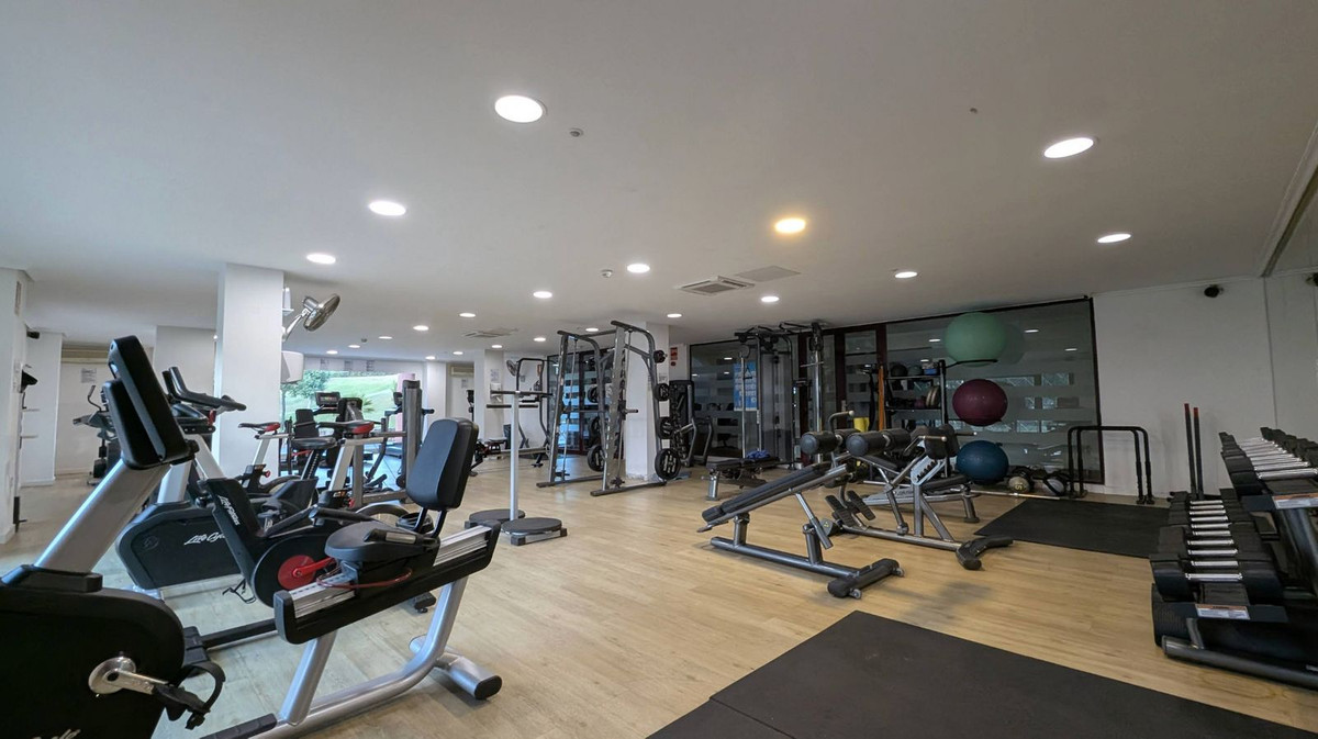 cb286a5f06fe850e8549aeef67cbeb9c - 28