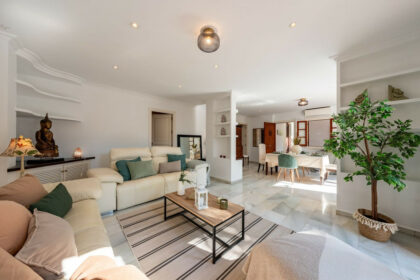 cb522263ba62360f700c452a04b5e3e3 - 13