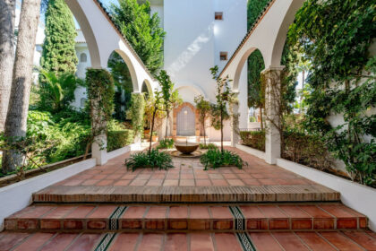 cb522263ba62360f700c452a04b5e3e3 - 29