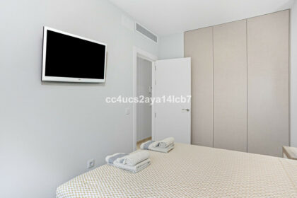 cb637608ee6c3ece16d84f8887225239 - 13