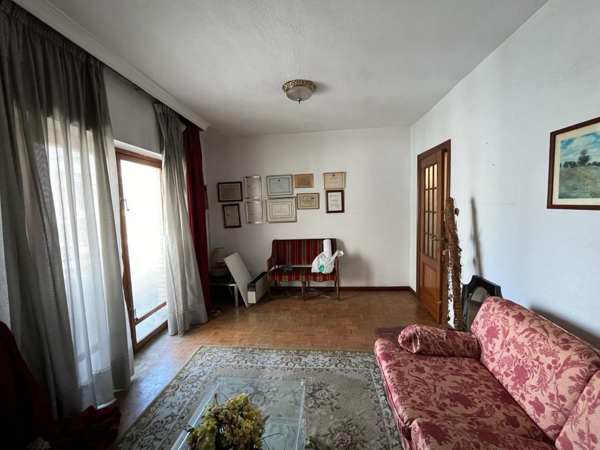 cb9371d04c2a9fa44297255eae9b7ac5 - 3