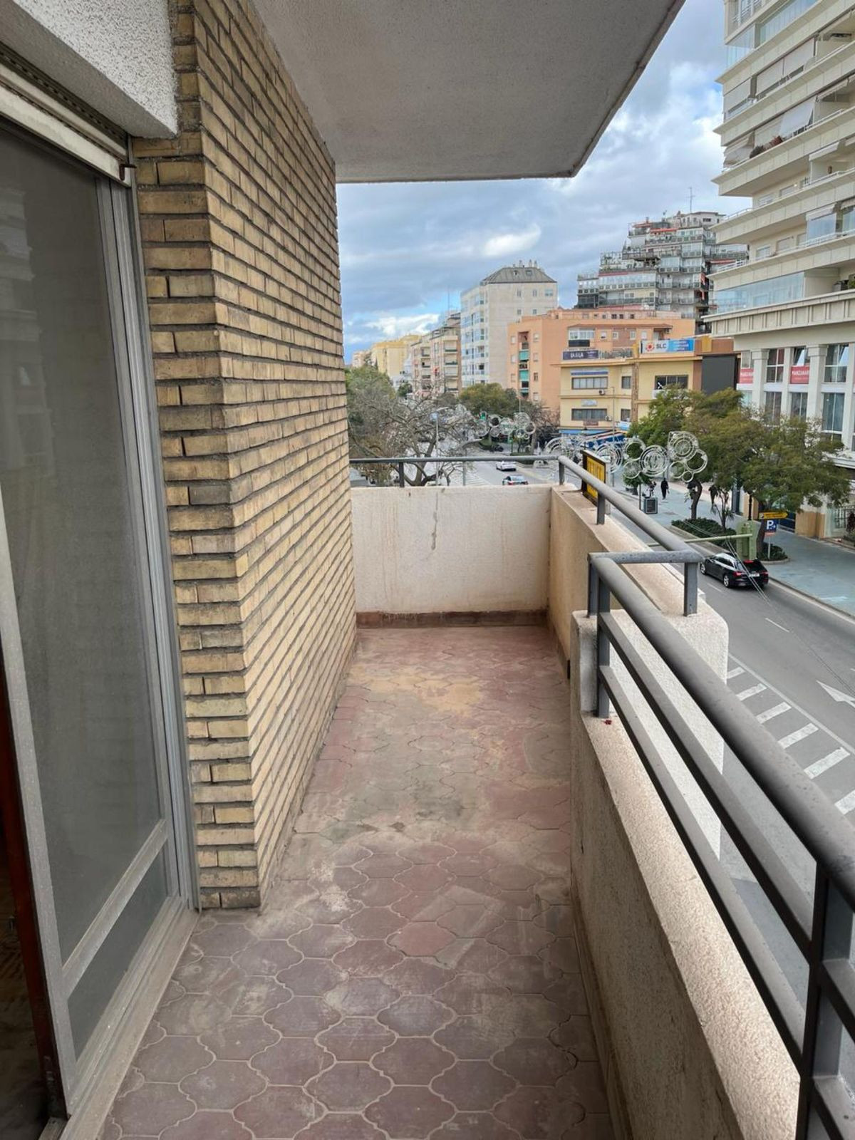 cb9371d04c2a9fa44297255eae9b7ac5 - 9