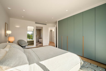 cc392c45a41a1d2592cb8dc8d5aaf03d - 14