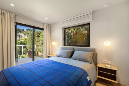 cc392c45a41a1d2592cb8dc8d5aaf03d - 30