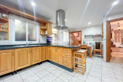 cc52c1245262767751f3b65b9a25427f - 11