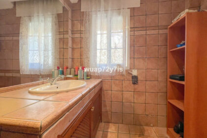 cc52c1245262767751f3b65b9a25427f - 24