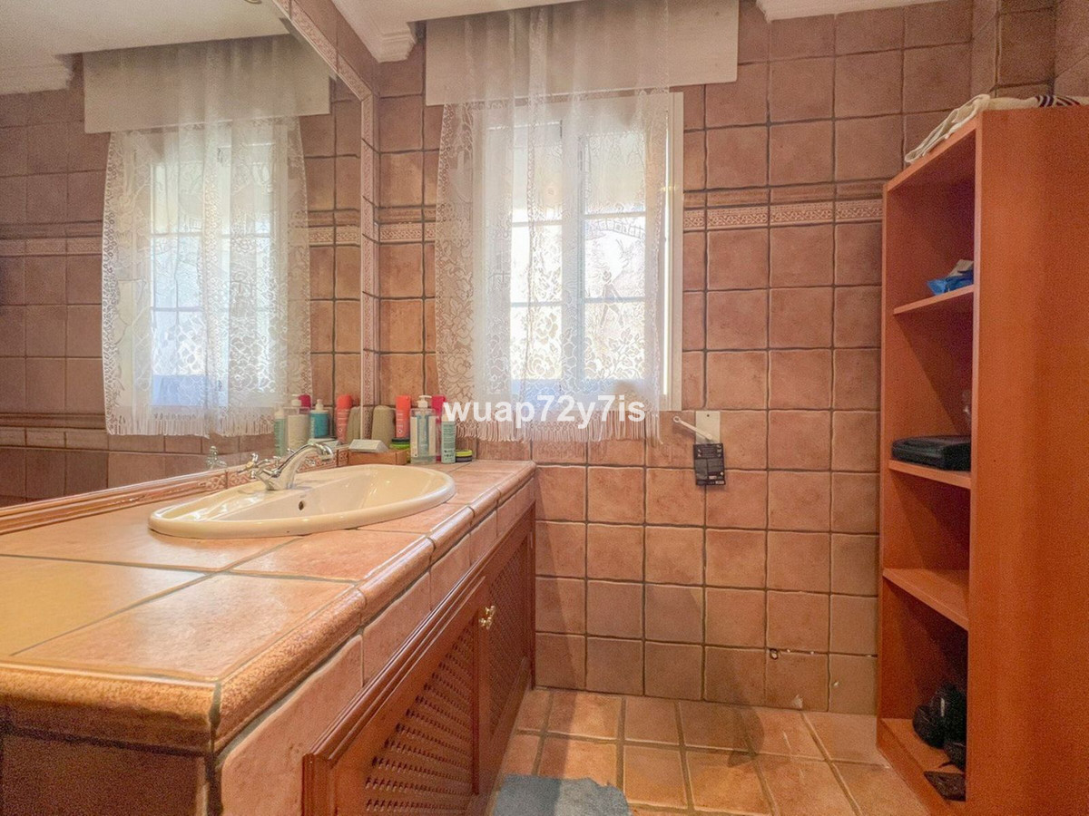 cc52c1245262767751f3b65b9a25427f - 24