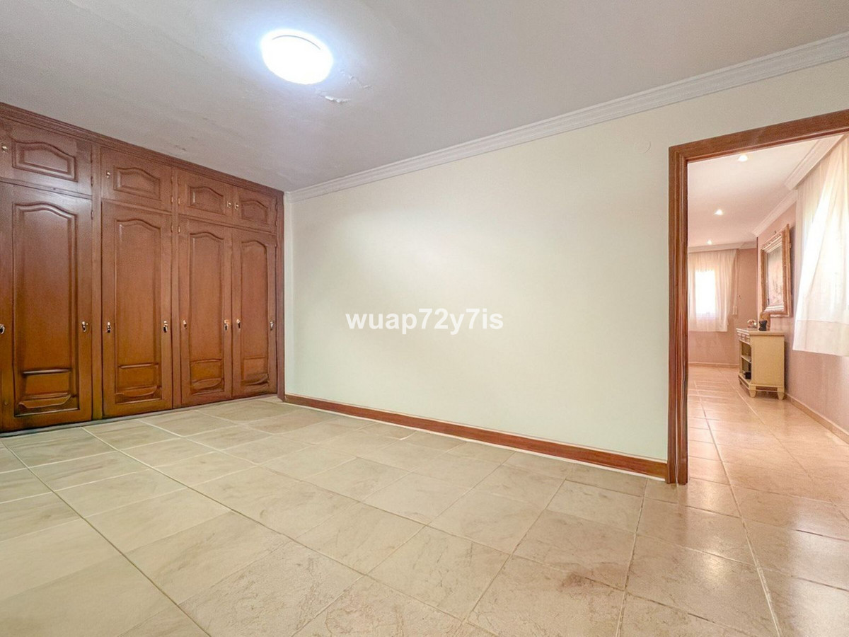 cc52c1245262767751f3b65b9a25427f - 26