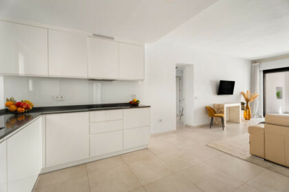 cc67ce7451af426361438d31b8e9849b - 12