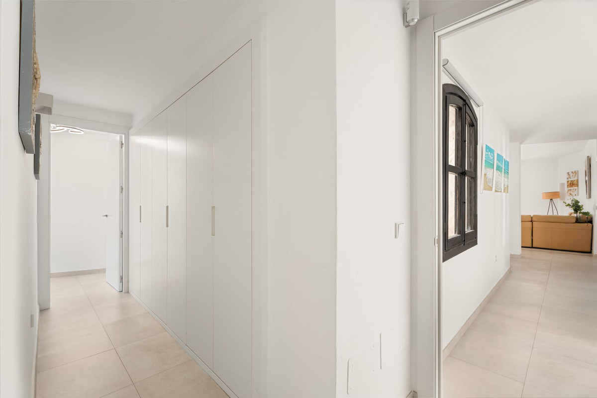 cc67ce7451af426361438d31b8e9849b - 14