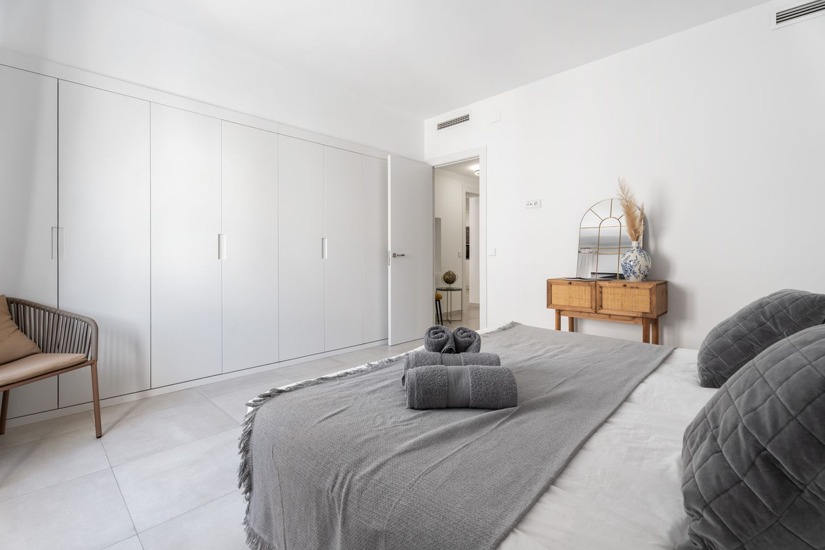 cc67ce7451af426361438d31b8e9849b - 32