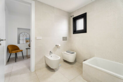 cc67ce7451af426361438d31b8e9849b - 33