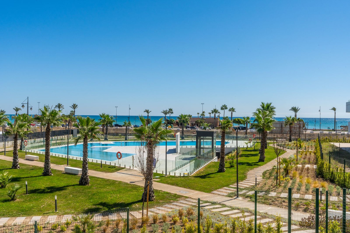 cd299a9fa83081b8ba945029defb1326 - 17