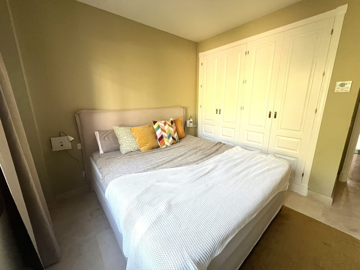 cd953c16dc7e3f5a08bd58703b42db51 - 14