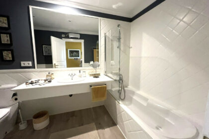 cd953c16dc7e3f5a08bd58703b42db51 - 16