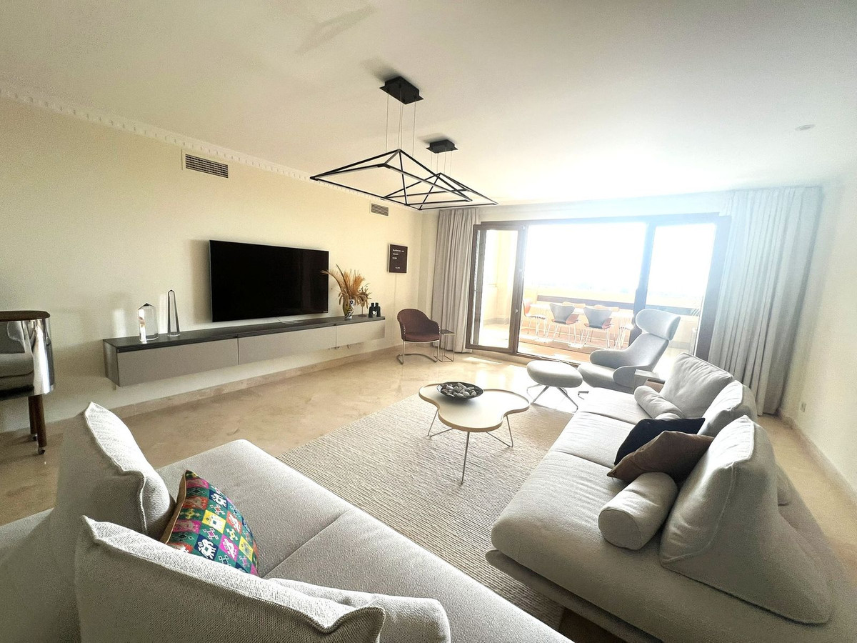 cd953c16dc7e3f5a08bd58703b42db51 - 3