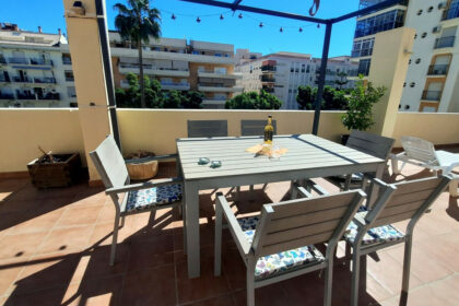 cdafcb849ff49d3287609b8794fce41f - 18