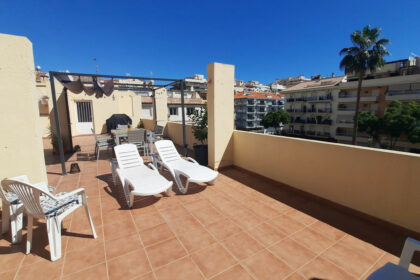 cdafcb849ff49d3287609b8794fce41f - 33