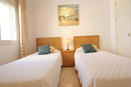 ce1a68b936e8a95c550e403abcf83e56 - 15