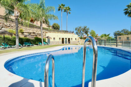 ce1a68b936e8a95c550e403abcf83e56 - 21