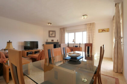 ce1a68b936e8a95c550e403abcf83e56 - 22