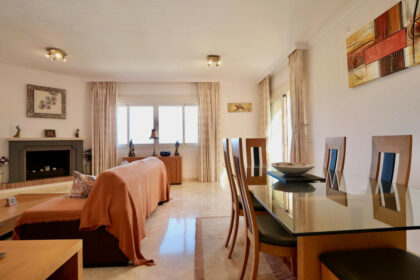 ce1a68b936e8a95c550e403abcf83e56 - 24