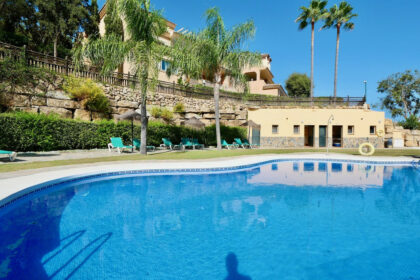 ce1a68b936e8a95c550e403abcf83e56 - 28