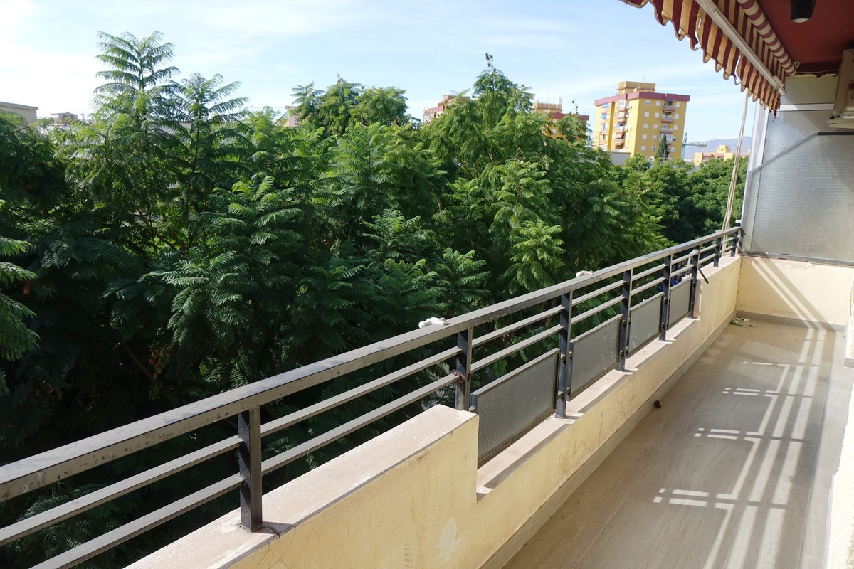 ce51bf857660d42df9091276df9cd082 - 1