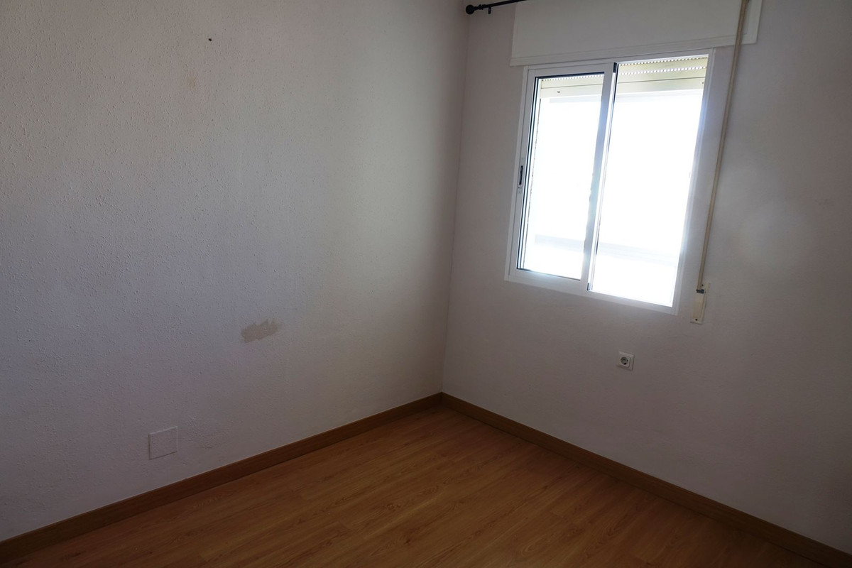 ce51bf857660d42df9091276df9cd082 - 13