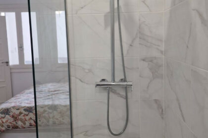 ce59b2c784deb672f8c1286e983c4171 - 19