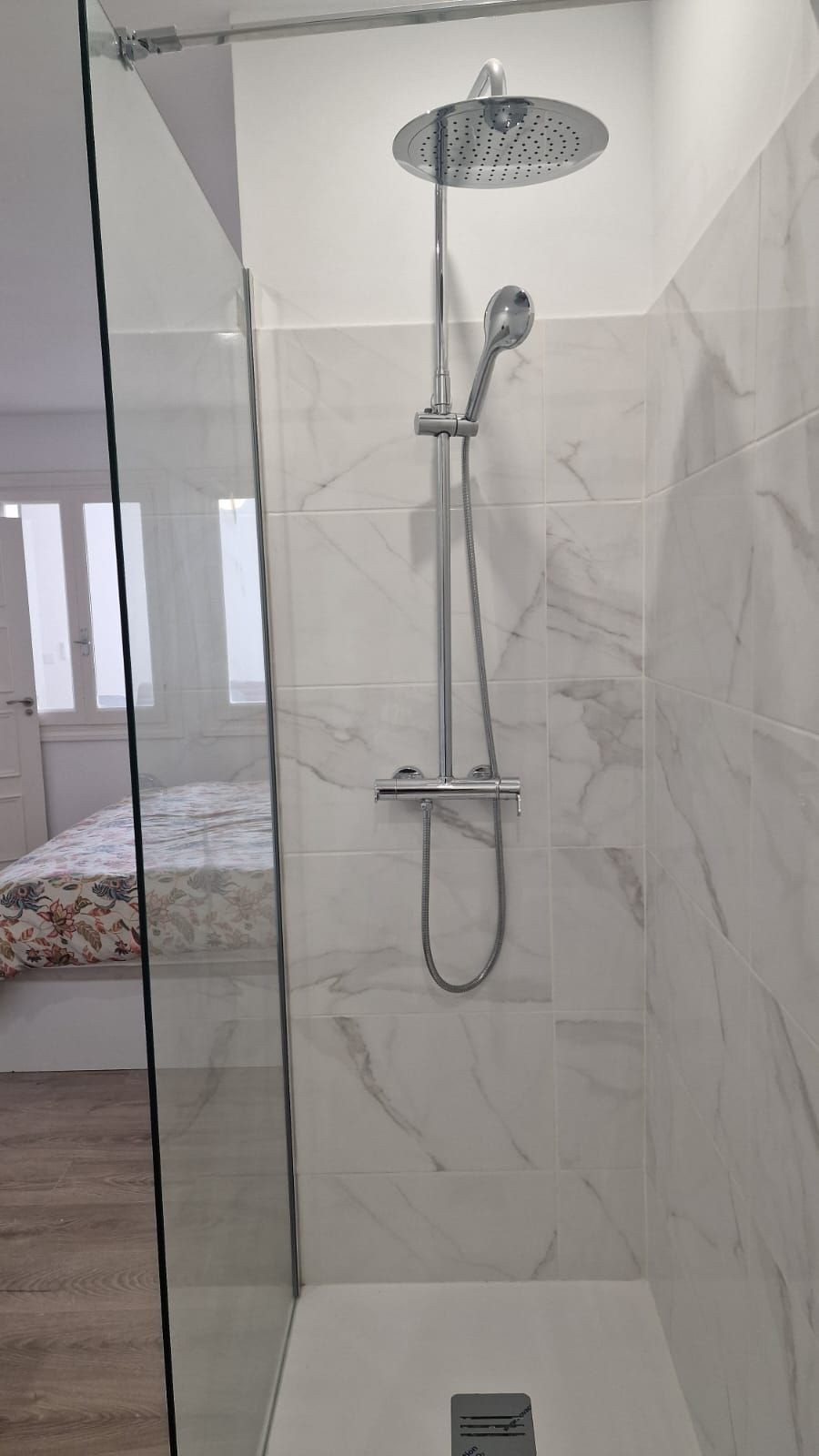 ce59b2c784deb672f8c1286e983c4171 - 19