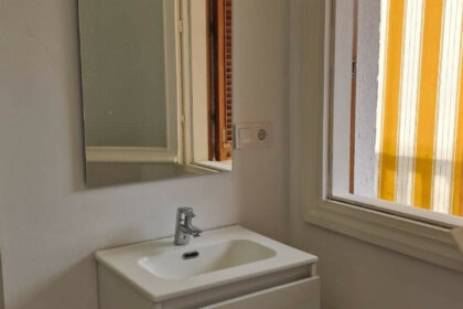 ce59b2c784deb672f8c1286e983c4171 - 23