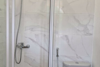 ce59b2c784deb672f8c1286e983c4171 - 24