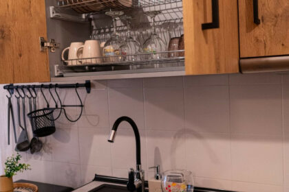 ced38b3dd1c830349c2b0ba2c2f7b808 - 11