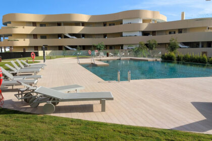 cee0eca02ff15e2d956fd4825e945a93 - 10