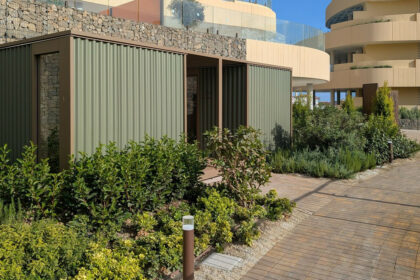 cee0eca02ff15e2d956fd4825e945a93 - 12