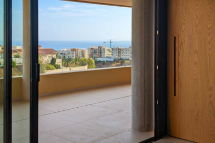 cee0eca02ff15e2d956fd4825e945a93 - 14